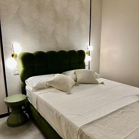 Golden Palm B&B Bari Exterior photo