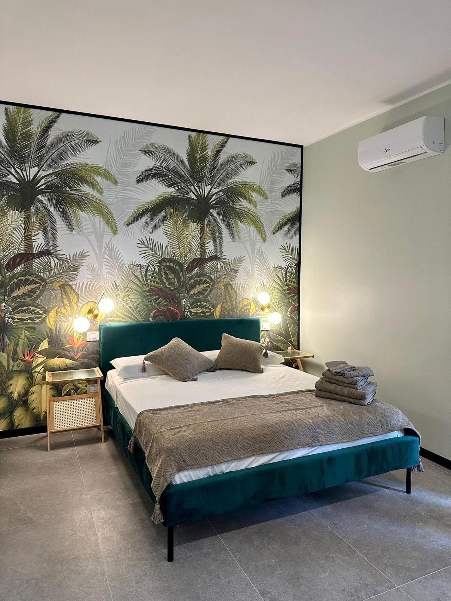 Golden Palm B&B Bari Exterior photo
